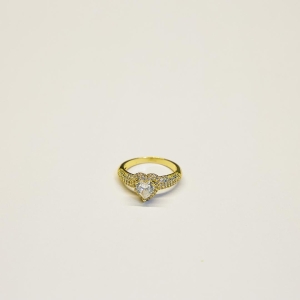 Anel Solitário Coração Cravejado