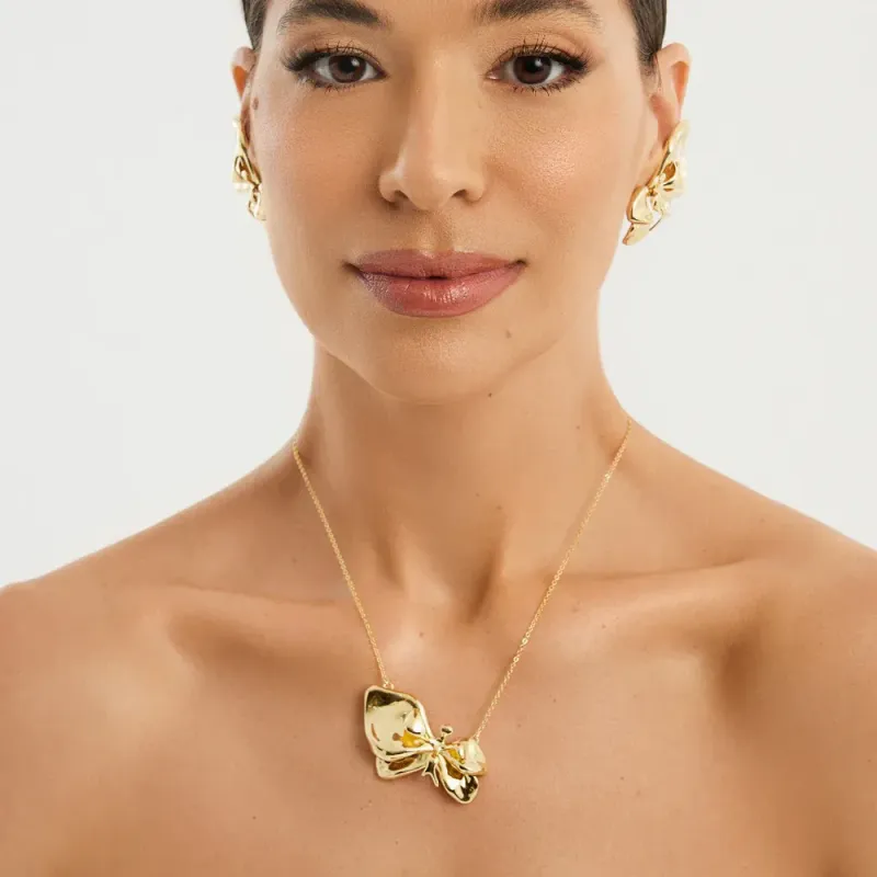 Colar Flora Dourado